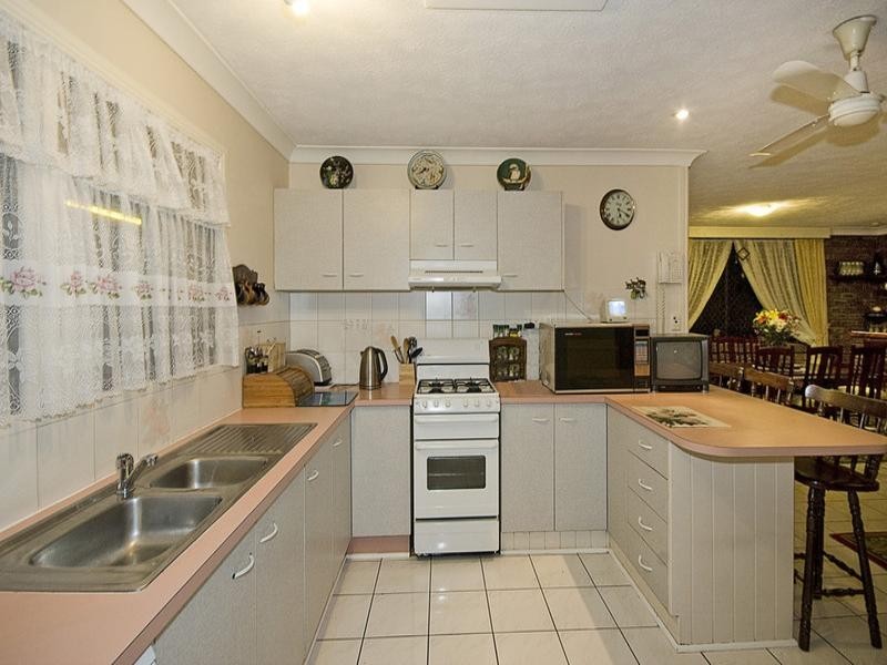 3 Tingi Avenue, Tanah Merah QLD 4128