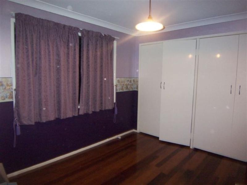 12 Edgehill Crescent, Springwood QLD 4127