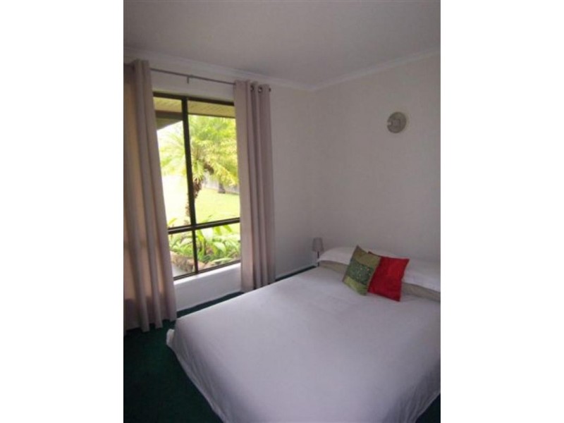 6 Morgan Court, Springwood QLD 4127