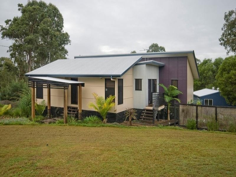 14 McPherson Road, Chambers Flat QLD 4133