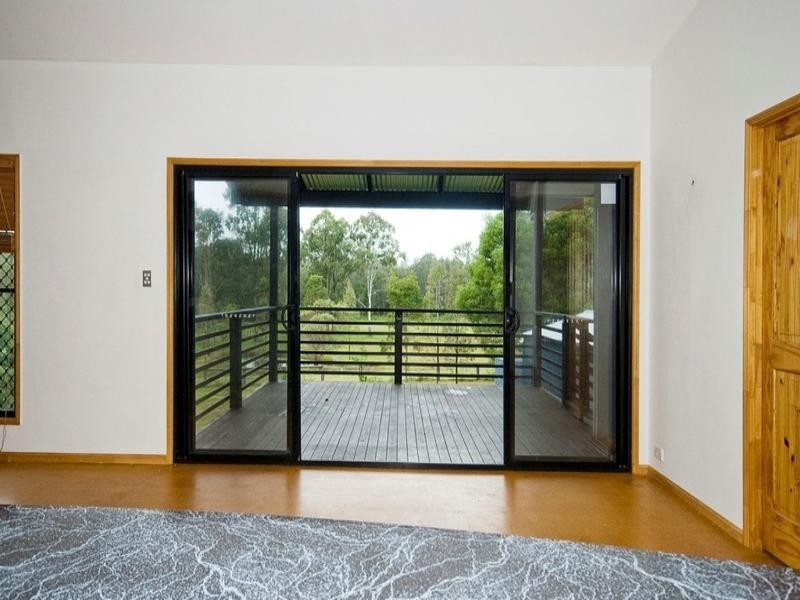 14 McPherson Road, Chambers Flat QLD 4133