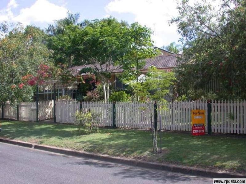 7 Juanita Grove, Springwood QLD 4127