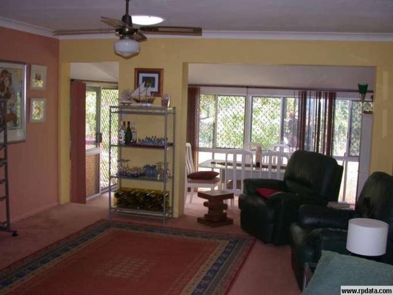 7 Juanita Grove, Springwood QLD 4127