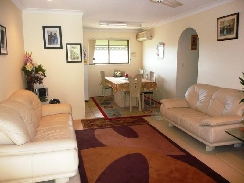 22 Rholanda Crescent, Springwood QLD 4127