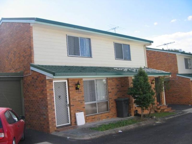 4/10 Blackwood Road, Logan Central QLD 4114