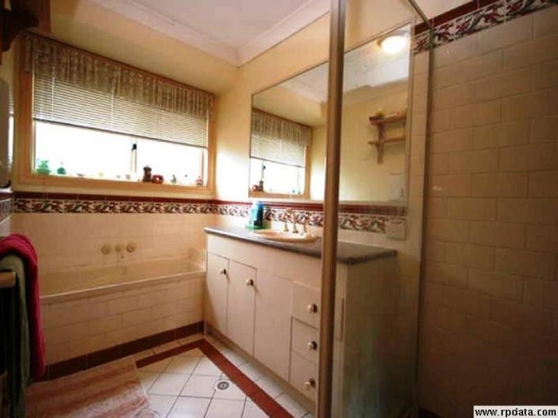 73 Drews Road, Tanah Merah QLD 4128