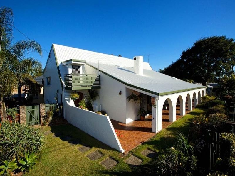 2 Jocelyn Grove, Springwood QLD 4127