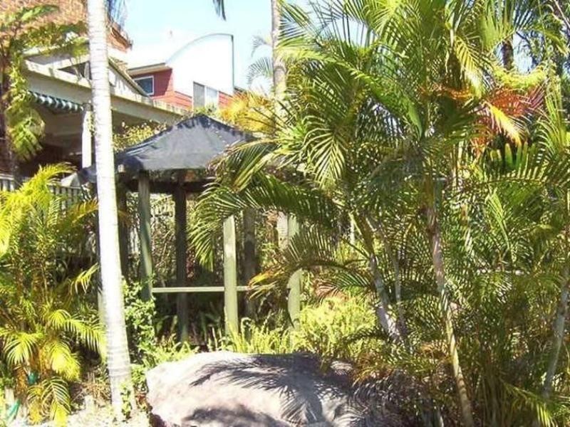 203 Springwood Road, Springwood QLD 4127