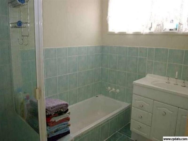 4 Rowanda Street, Slacks Creek QLD 4127