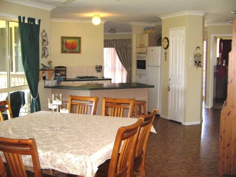 12 Wood Close, Loganholme QLD 4129