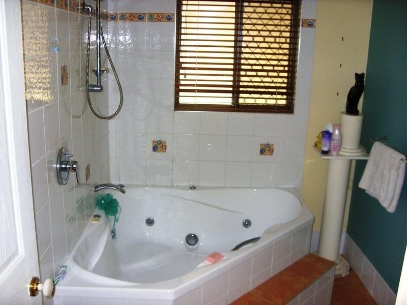 19 Westgate Avenue, Springwood QLD 4127