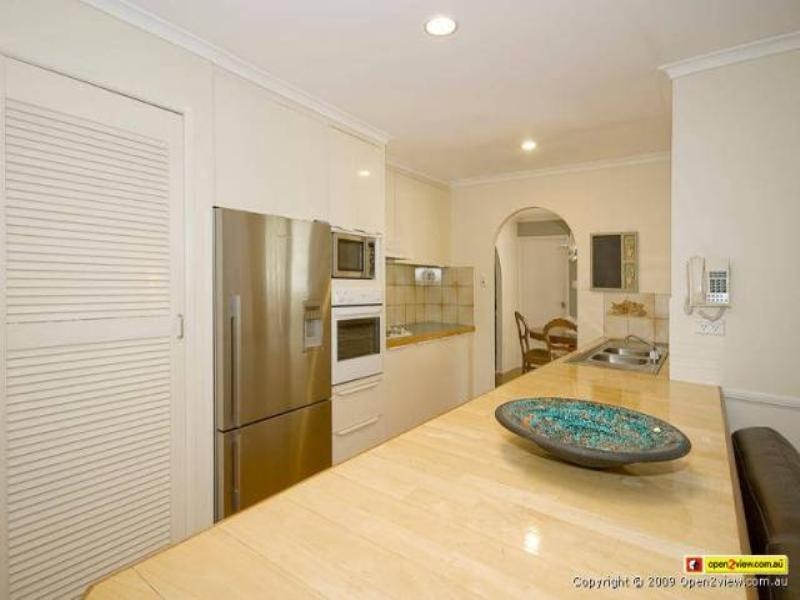 320 Springwood Road, Springwood QLD 4127
