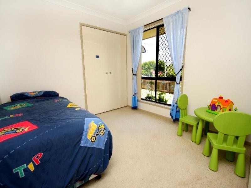 62 Jilbard Drive, Springwood QLD 4127