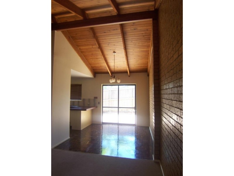 1/95 Barbarballa Drive, Springwood QLD 4127