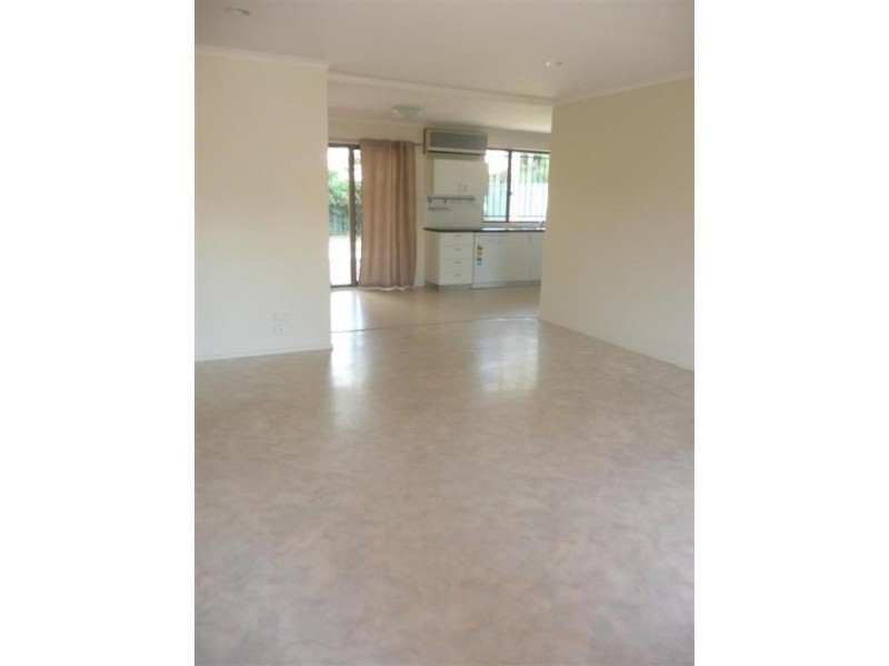 80 Springfield Cresent, Daisy Hill QLD 4127