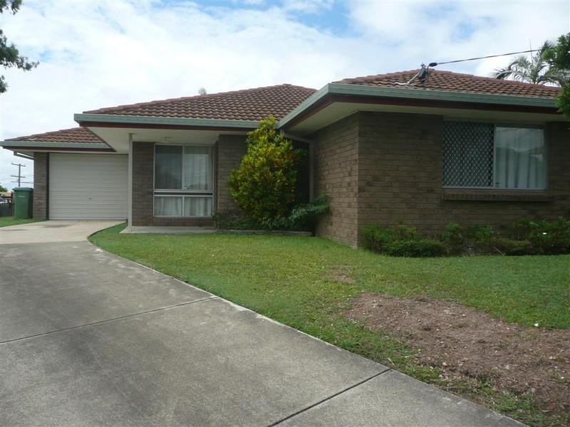 4 Young Street, Springwood QLD 4127