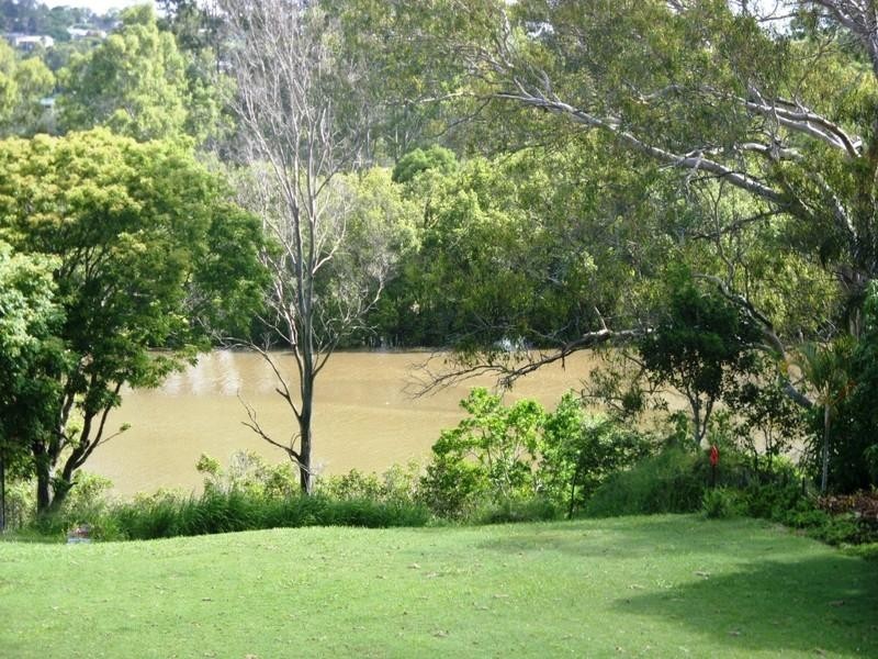 73 Dewar Drive, Loganholme QLD 4129