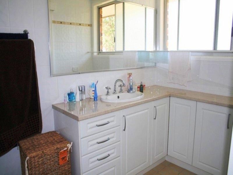 41 Tingi Avenue, Tanah Merah QLD 4128