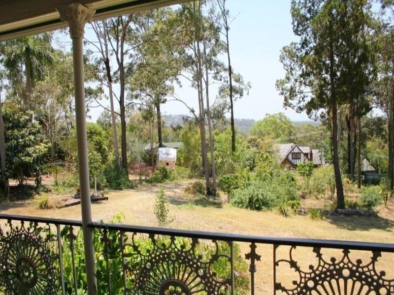 41 Tingi Avenue, Tanah Merah QLD 4128