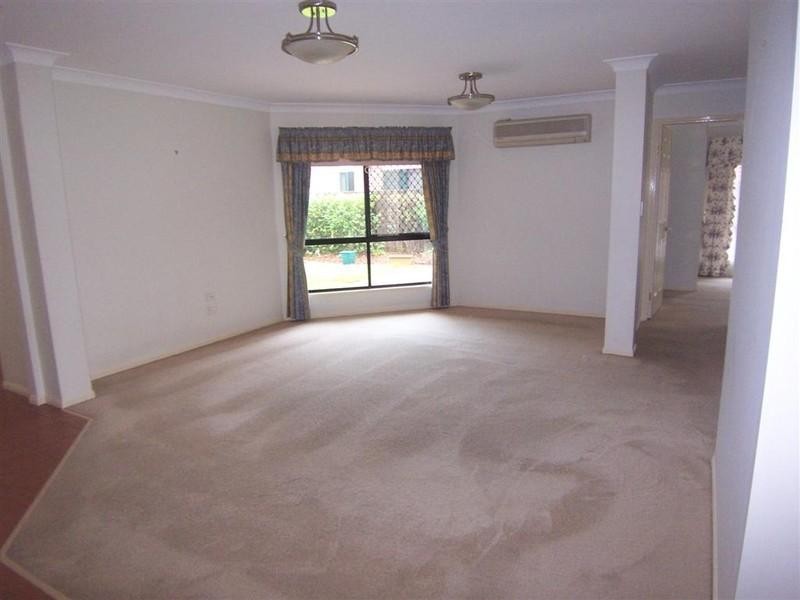 14 LAKES Entrance, Meadowbrook QLD 4131