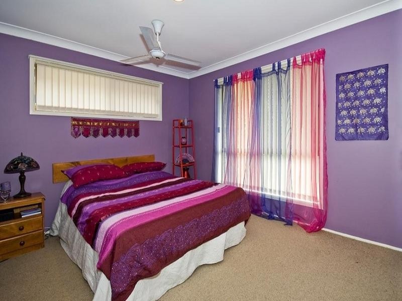 28 Jilbard Drive, Springwood QLD 4127