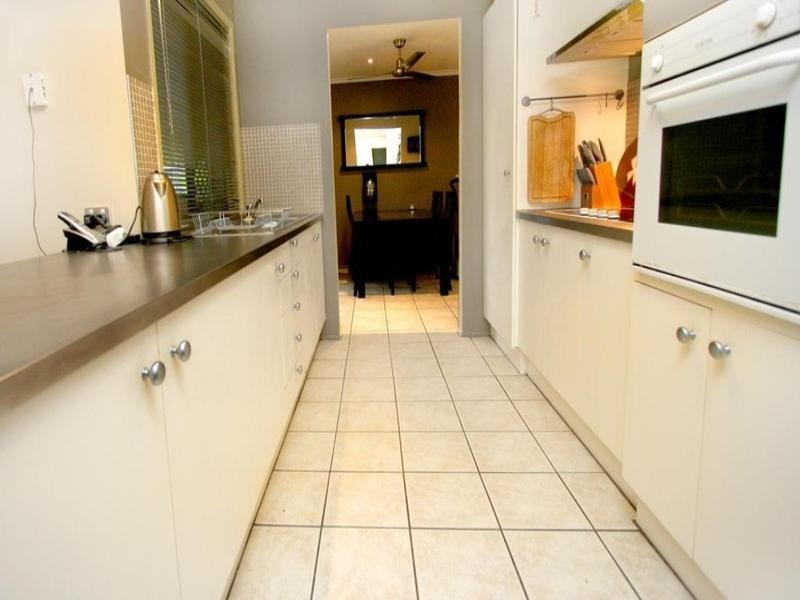 68 Brentwood Drive, Daisy Hill QLD 4127