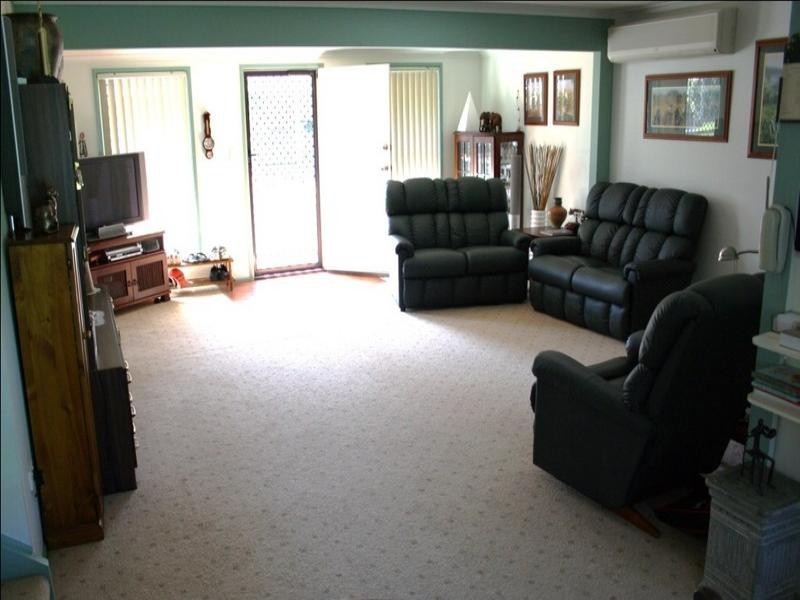 27 Coach Street, Slacks Creek QLD 4127