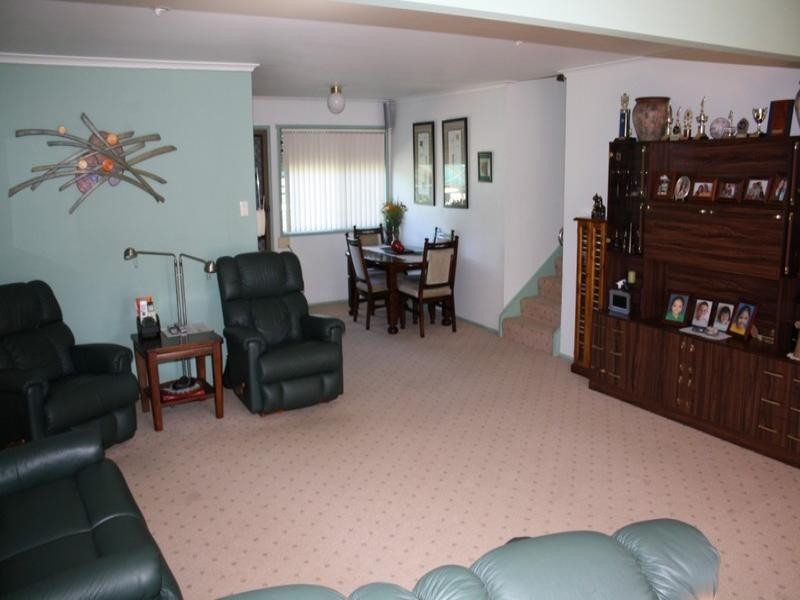 27 Coach Street, Slacks Creek QLD 4127