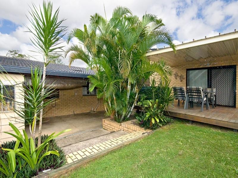 38B Spruce Street, Loganlea QLD 4131