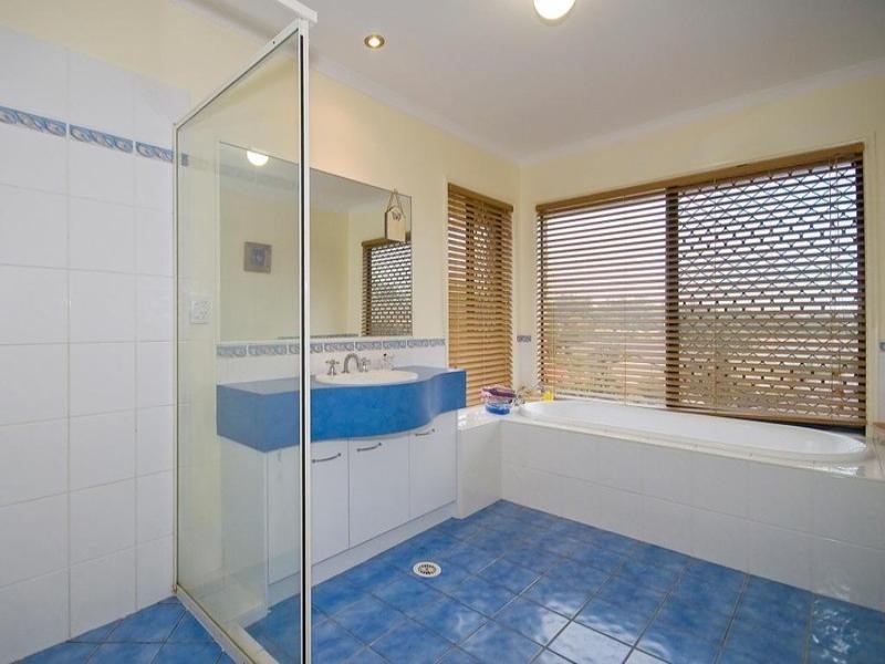 24 The Concourse, Underwood QLD 4119