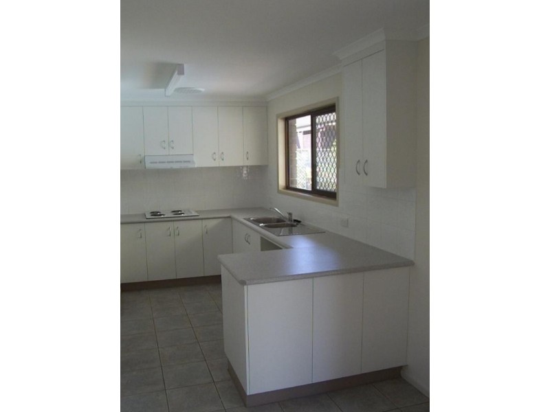 4 Springfield Crescent, Daisy Hill QLD 4127