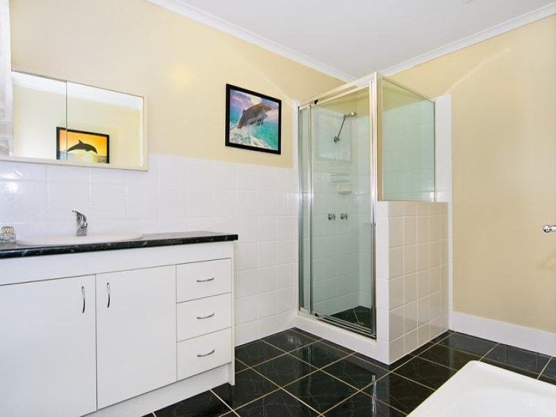 5 Green Way, Rochedale South QLD 4123