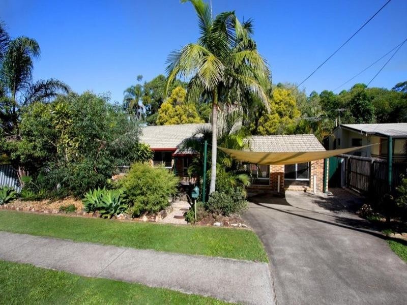 5 Deloraine Drive, Springwood QLD 4127