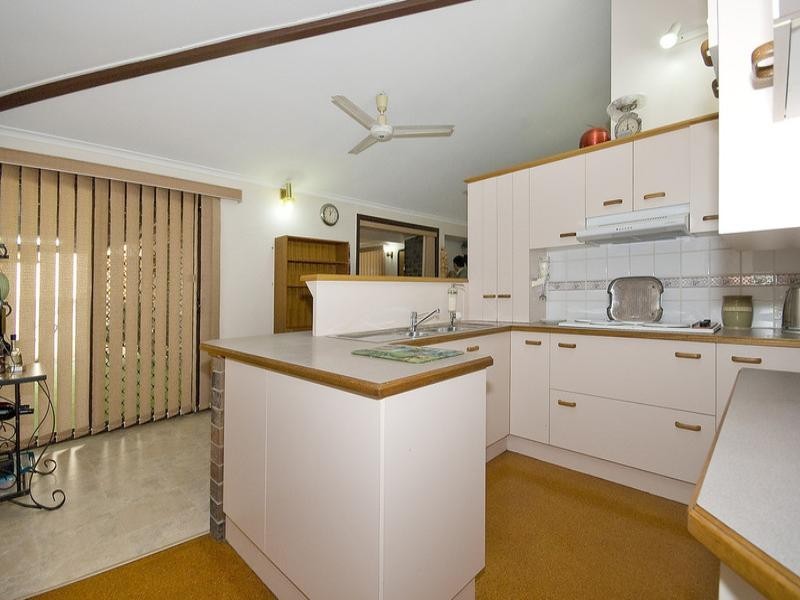 9 Wilmington Street, Springwood QLD 4127