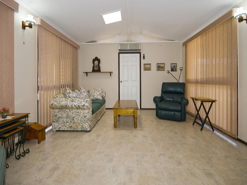 9 Wilmington Street, Springwood QLD 4127