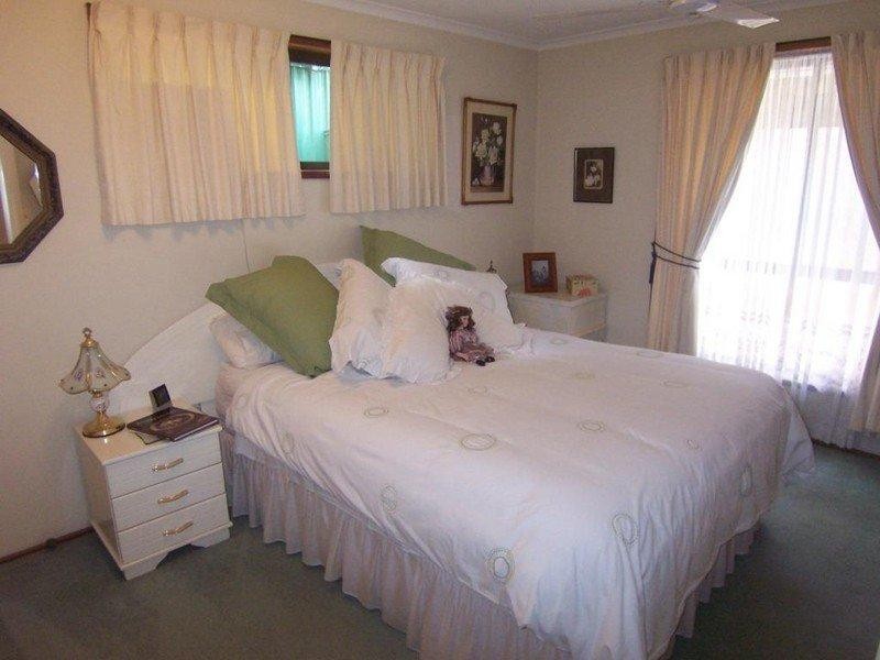 7 Crocus Street, Daisy Hill QLD 4127