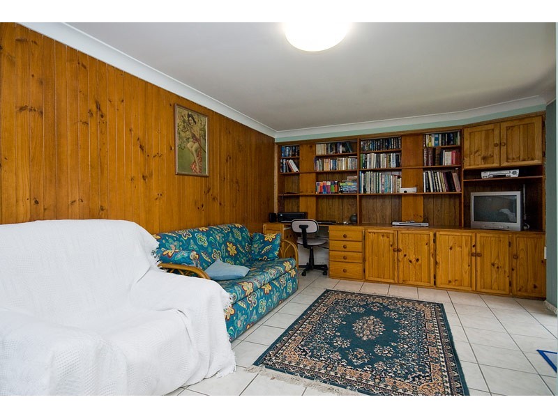 25 Shoalhaven Avenue, Springwood QLD 4127