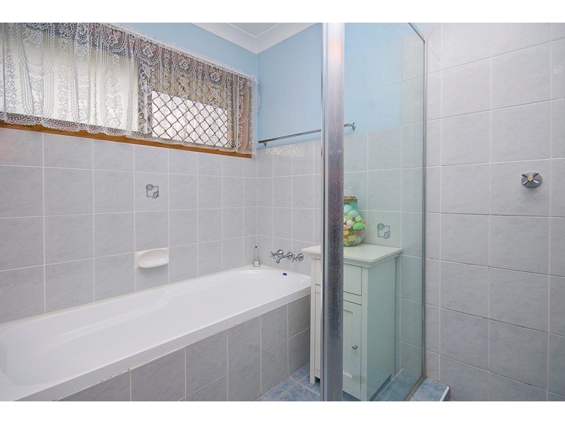 25 Shoalhaven Avenue, Springwood QLD 4127