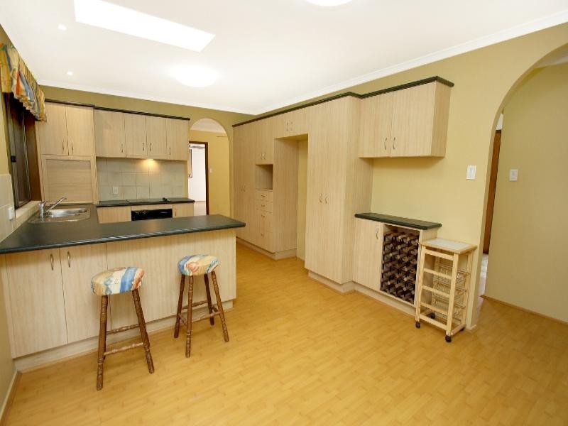 1 Stilton Court, Daisy Hill QLD 4127
