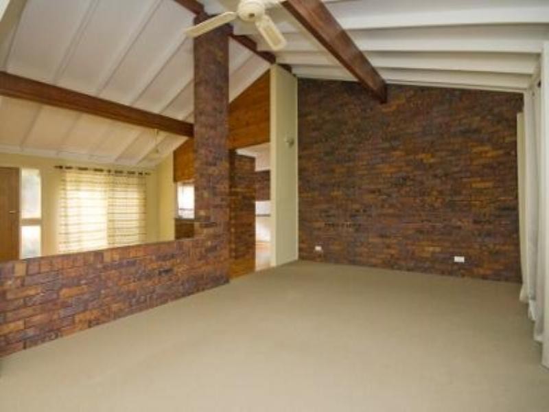 40 Gamenya Drive, Springwood QLD 4127