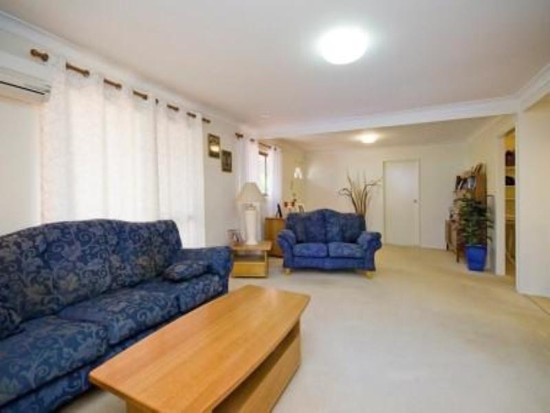 3 Fortril Drive, Springwood QLD 4127