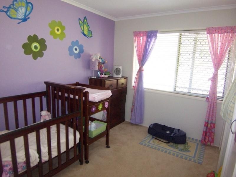 57 Lobelia Avenue, Daisy Hill QLD 4127