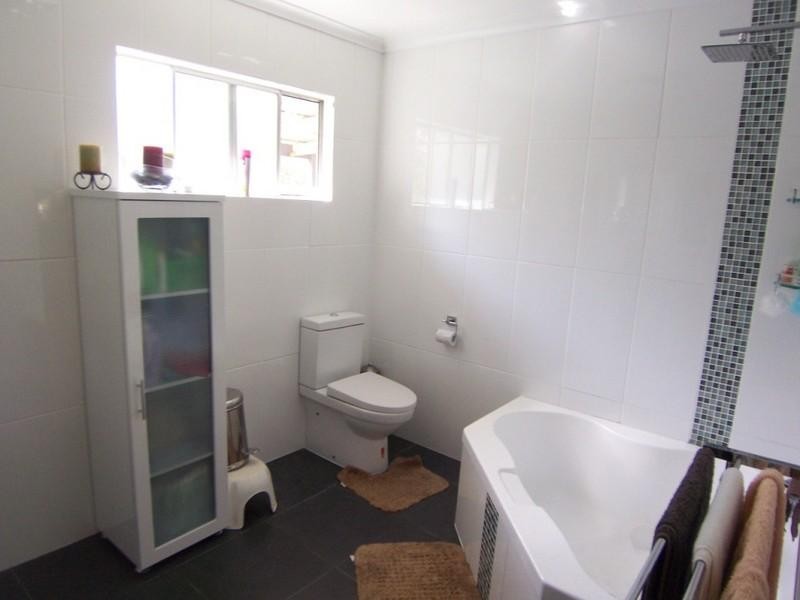 57 Lobelia Avenue, Daisy Hill QLD 4127