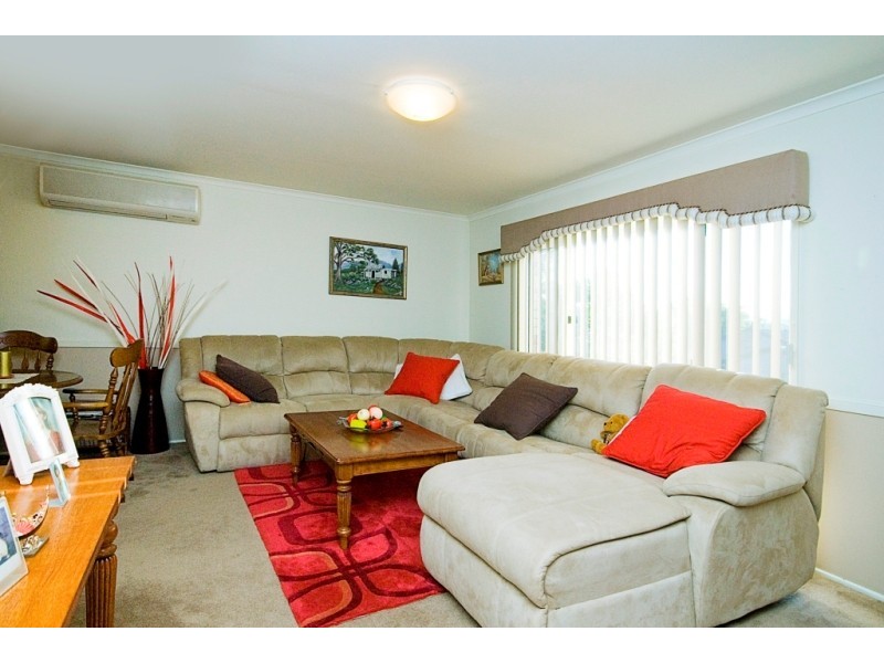 10 Selangor Court, Tanah Merah QLD 4128