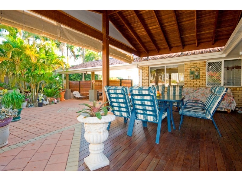 10 Selangor Court, Tanah Merah QLD 4128
