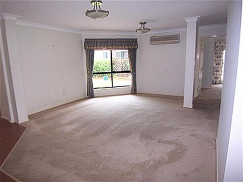 14 Lakes Entrance, Meadowbrook QLD 4131