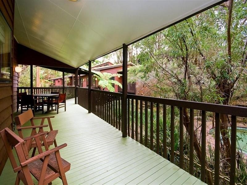 12 Lynshanel Court, Springwood QLD 4127