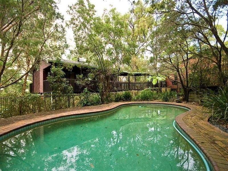 12 Lynshanel Court, Springwood QLD 4127