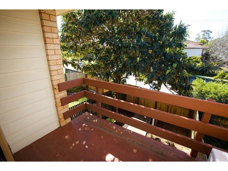 2/21 Chatswood Road, Daisy Hill QLD 4127