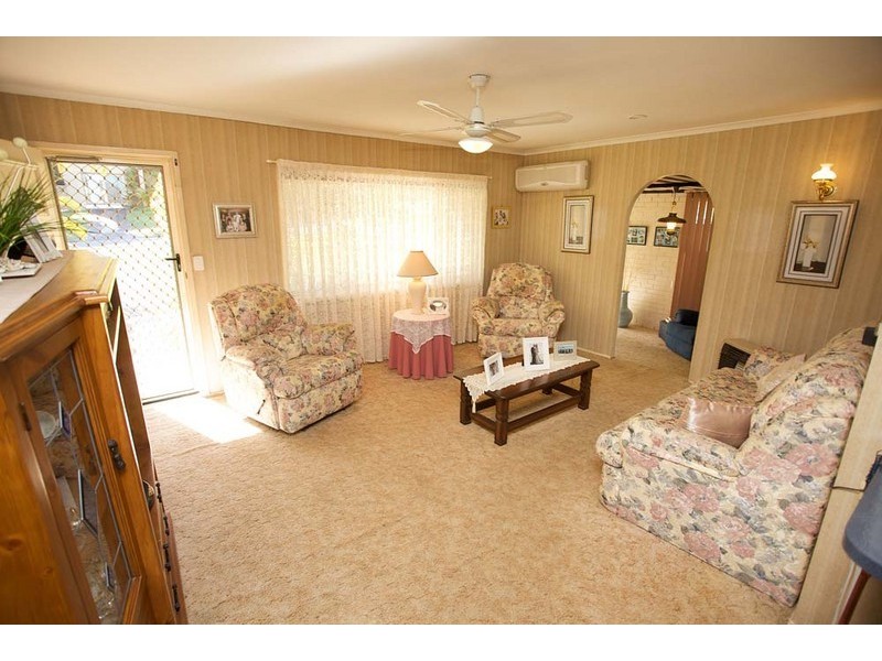 5 Rholanda Crescent, Springwood QLD 4127